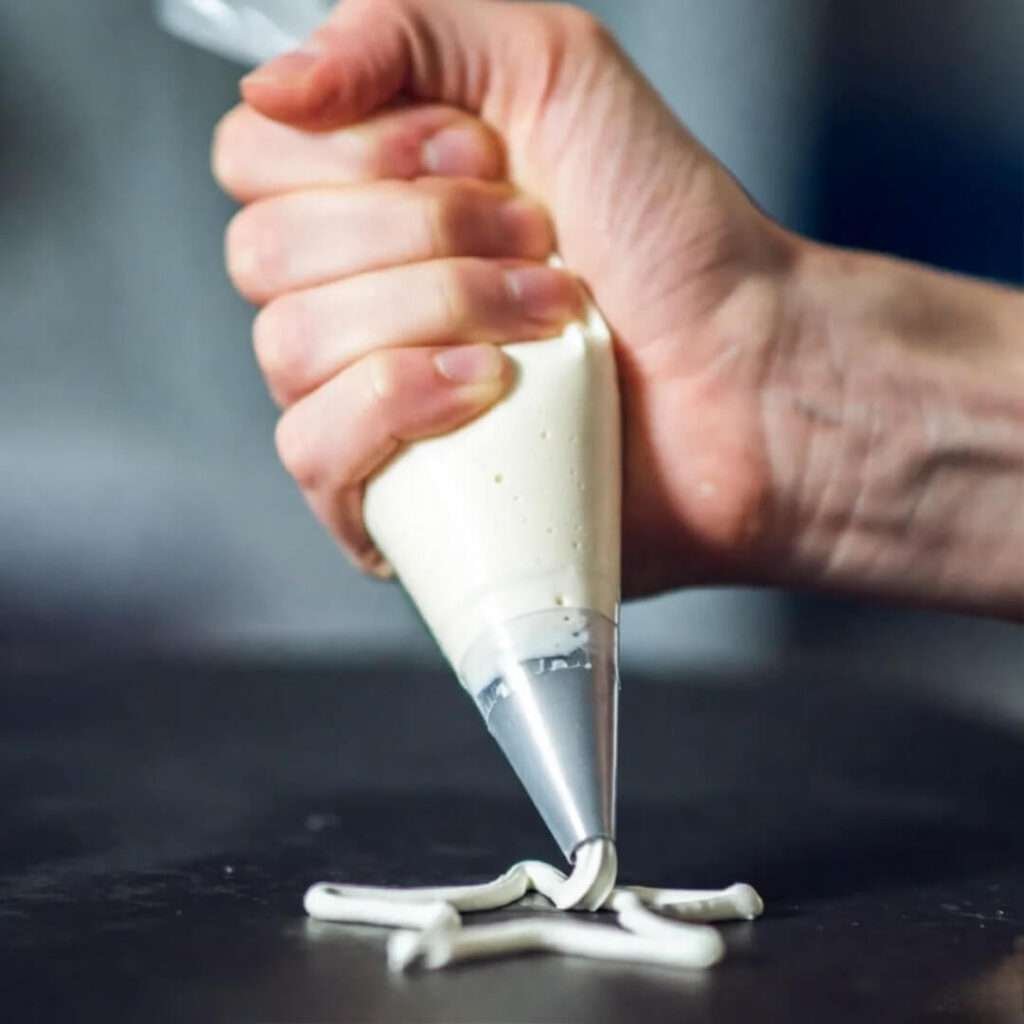 Trembling hand piping wonky star.